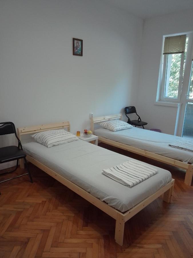 Стеди - Стаи За Гости Варна Екстериор снимка